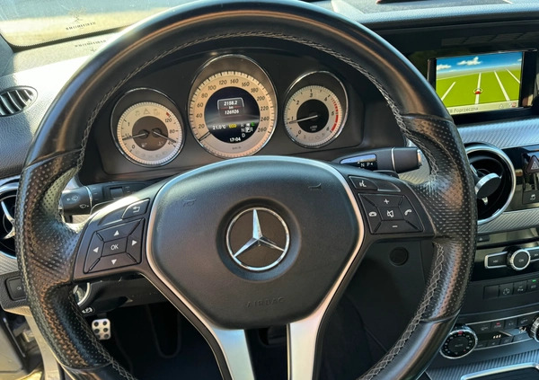 Mercedes-Benz GLK cena 74000 przebieg: 128000, rok produkcji 2012 z Warszawa małe 232